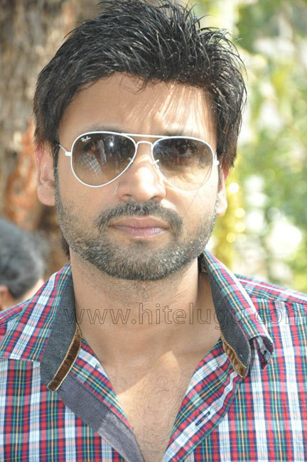 Posted by Tollywood Photo Galle...